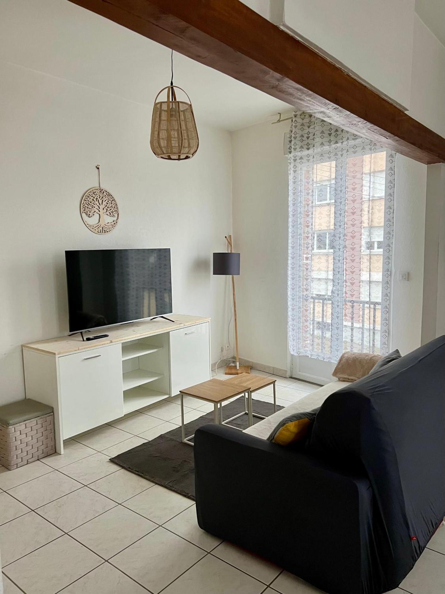 Good Loc Apartment ซ็องส์ ภายนอก รูปภาพ